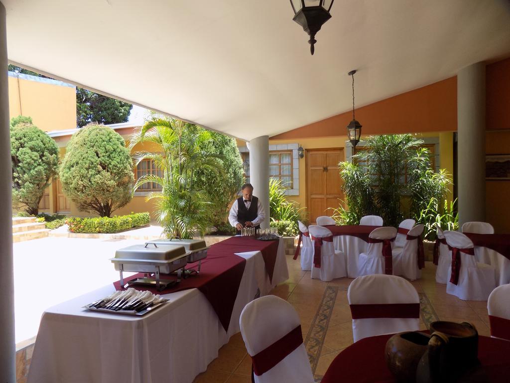 Hotel Los Pinos Manágua Exterior foto