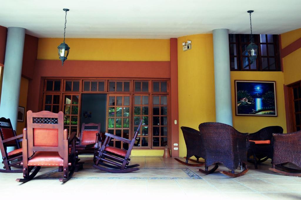 Hotel Los Pinos Manágua Exterior foto
